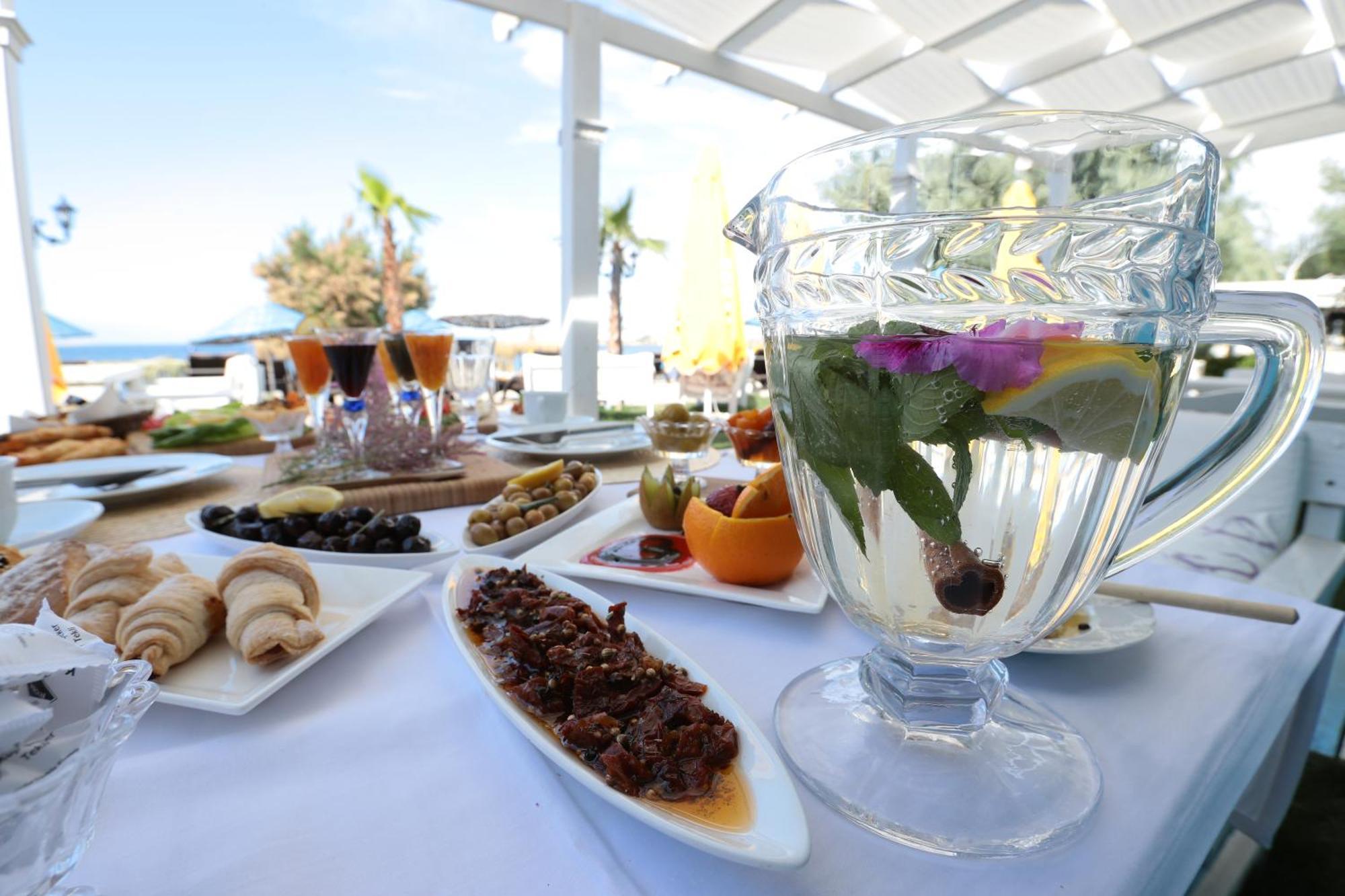 Cundavilla Pool&Beach Hotel&Suites Ayvalı Buitenkant foto